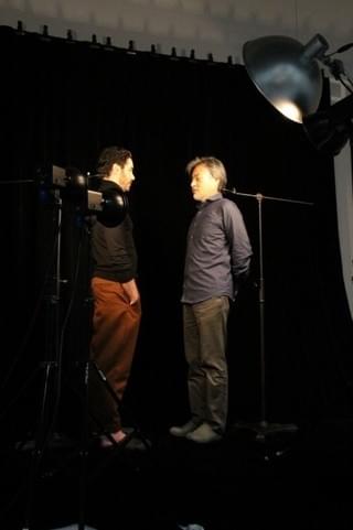 黒沢清監督を世界最古の写真撮影技法“ダゲレオタイプ”で撮ってみると……