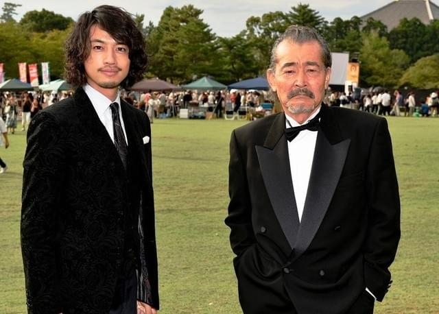 あをによし奈良の都で国宝級の フェロモンがほとばしる