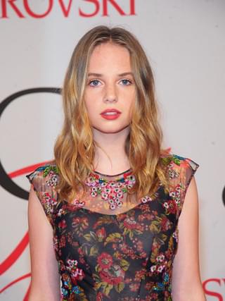 イーサン・ホーク＆ユマ・サーマンの娘マヤ、モデルデビュー