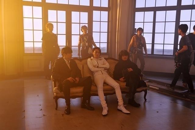 役に入り込んだまま待機！