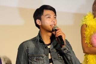 唐沢寿明×窪田正孝「ラストコップ」が映画化！17年GW公開