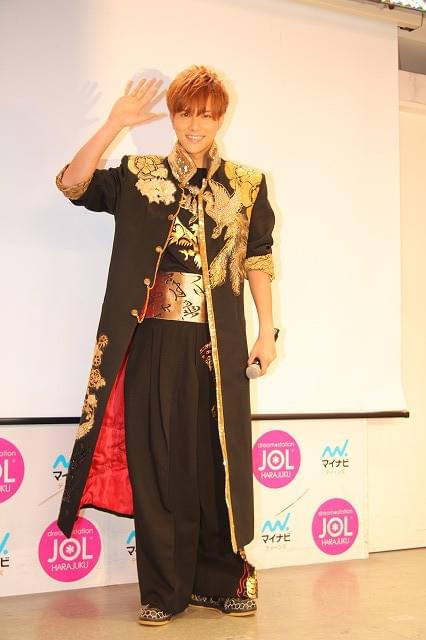 ボイメンがチラシ配り敢行！竹下通りがパニック