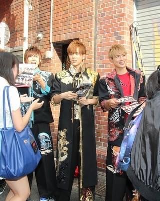 ボイメンがチラシ配り敢行！竹下通りがパニック