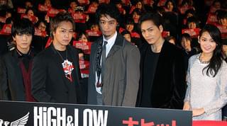 TAKAHIRO＆斎藤工、以心伝心の赤パンにご満悦「後で見せ合いっこしましょう」