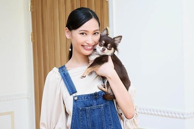 “愛犬家”大政絢が動物バラエティにレギュラー出演決定！