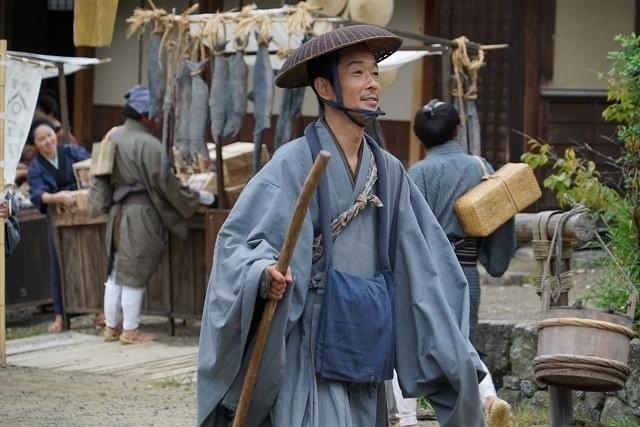 小林一茶に扮したリリー・フランキー