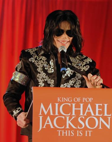 2016年最も稼いだ故人セレブはマイケル・ジャクソン 米フォーブス誌が発表