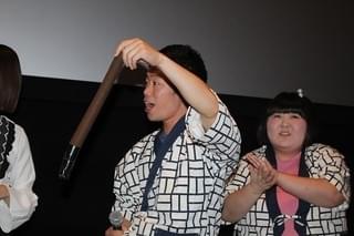 すっちー＆格闘家・武田幸三、“乳首ドリル”を即興披露！