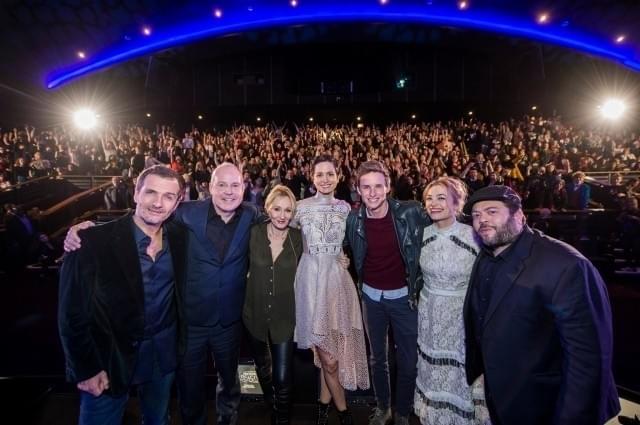 世界4都市でライブ配信された