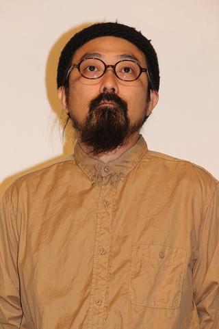 オダギリジョー、キューバから釜山へ直行、千鳥足で「なかったことに」