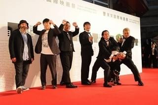 くまモン、タキシード姿でご満悦！雨中のTIFFレッドカーペットに多彩なゲスト