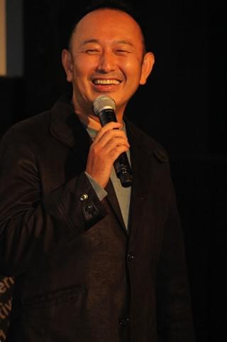 足立紳、初監督作「14の夜」見どころは「浅川梨奈さんの……」