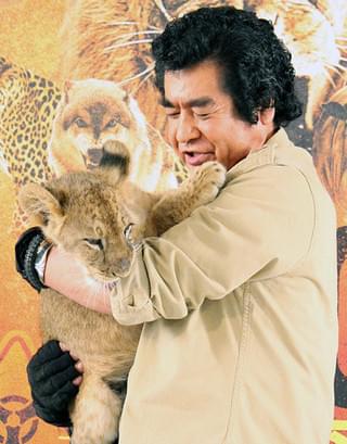 藤岡弘、探検隊経験生かし子ライオンと対決し名誉の負傷「本能的に急所を知っている」