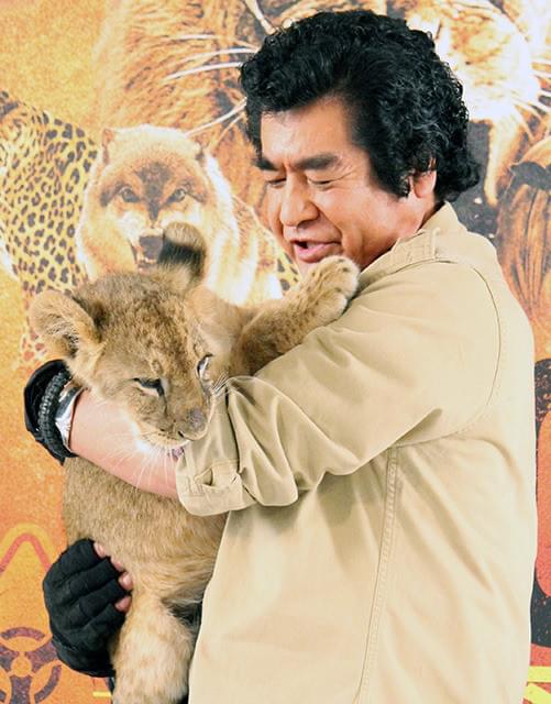 藤岡弘、探検隊経験生かし子ライオンと対決し名誉の負傷「本能的に急所を知っている」