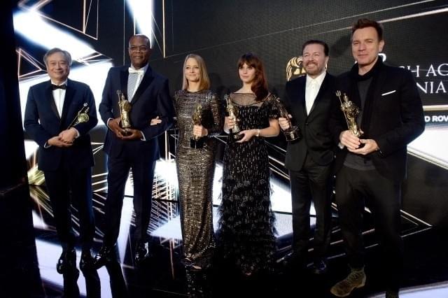 アン・リー監督、サミュエル・L・ジャクソン、 ジョディー・フォスター、フェリシティ・ ジョーンズ、リッキー・ジャーベイス、 ユアン・マクレガー(左から)