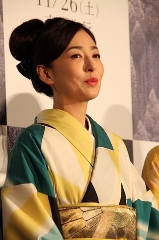 松雪泰子、現代版「古都」ににじませる“はんなり”とした手ごたえ