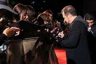 トム・クルーズ、やはり鉄人！木枯らし1号に負けず90分間ファンサービス