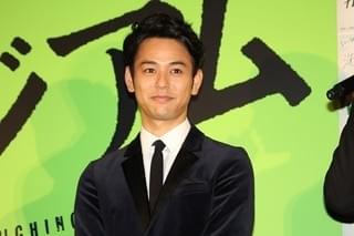 小栗旬、野村周平ファンに気を使われ傷心