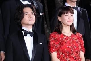 岡田准一＆吉岡秀隆、綾瀬はるかの天然をいじり倒す「リンスとコンディショナーの違いは？」