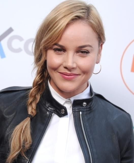 アビー・コーニッシュ