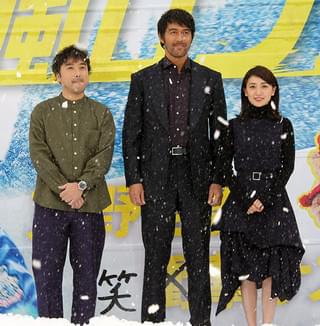 阿部寛 “巨顔”ラッピングの「疾風ロンドンバス」に大照れも「銀座でパレードは？」