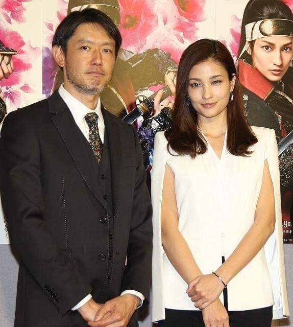 黒木メイサが男装の剣士・中沢琴に