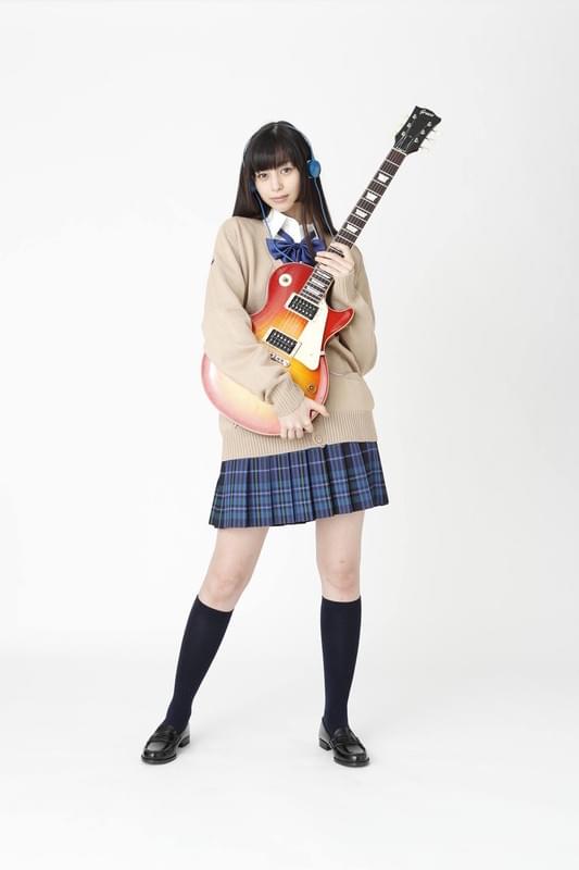 中条あやみ「覆面系ノイズ」に主演！奇跡の声を持つ歌姫に