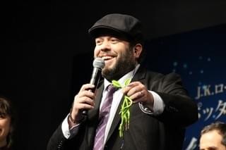 「ファンタビ」来日キャスト、ポッタリアン＆ファンタビスト400人に大盤振る舞い