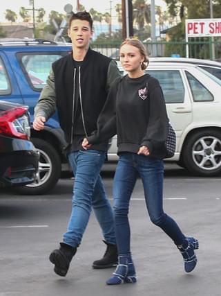 リリー＝ローズ・デップ、噂の恋人とデート