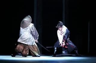 山崎賢人×深作健太の舞台「里見八犬伝」が17年4月から再演決定！