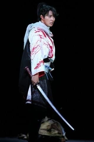 山崎賢人×深作健太の舞台「里見八犬伝」が17年4月から再演決定！