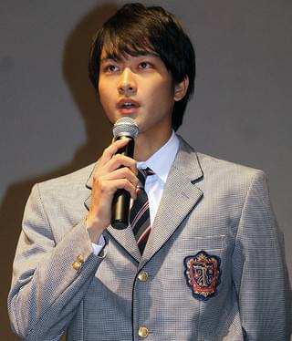 佐藤寛太＆美沙玲奈「イタキス」ヒットも周囲の反応薄く「友達少ないのかな？」