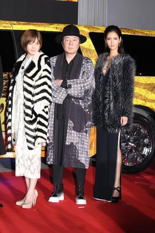 生田斗真、香港から来たファンを熱烈ハグ！ファン600人が悲鳴