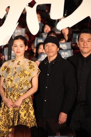 岡田准一は「パパラッチとよばれた男」!? 染谷将太＆鈴木亮平を現場で隠し撮り