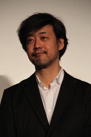 岡田准一は「パパラッチとよばれた男」!? 染谷将太＆鈴木亮平を現場で隠し撮り