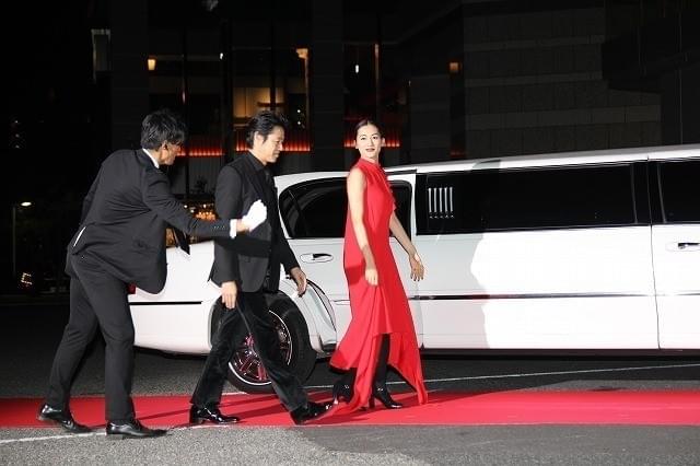 綾瀬はるかの天然発言に堤真一が強烈ツッコミ！