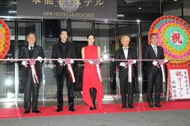 綾瀬はるかの天然発言に堤真一が強烈ツッコミ！