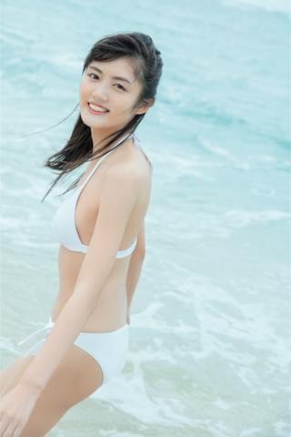若手注目女優・水谷果穂、泡風呂に初挑戦！セカンド写真集で「成長した姿を見て」