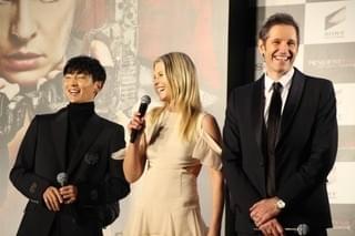 「バイオハザード」ミラ・ジョボビッチ、女戦士ローラの“変身”ぶりに太鼓判！