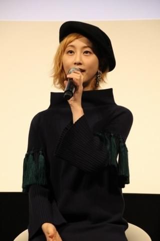 デジタル配信ライフを満喫中の松井玲奈「お風呂で映画を1本見ます」