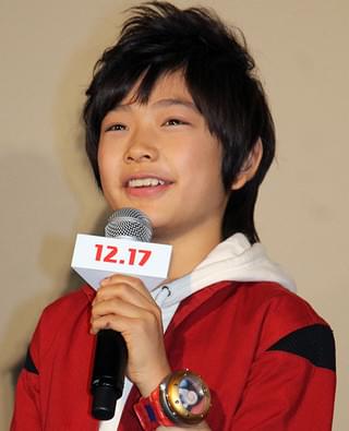 遠藤憲一の人面犬メイクに共演者“笑撃”斎藤工は「鼻から春雨出そうになった」