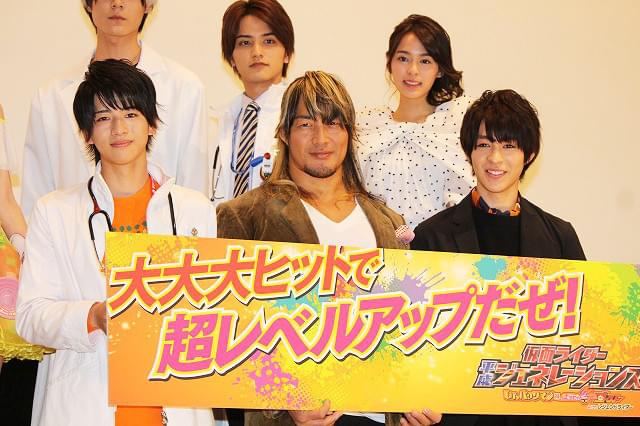 プロレスラー・棚橋弘至が舞台挨拶に登壇