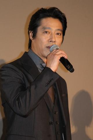 生田斗真「土竜の唄」過酷撮影で体調に異変!?「寝ても疲れがとれなくて、やばい」