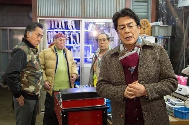 第1話では民泊詐欺事件が起こる