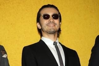 綾野剛＆伊勢谷友介、新米パパ・上地雄輔を祝福「ゆうちゃんおめでとう！」