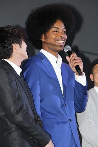 青木玄徳、観客の強張った表情に手応え十分！「新しい『闇金ドッグス』です」