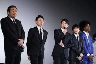 青木玄徳、観客の強張った表情に手応え十分！「新しい『闇金ドッグス』です」