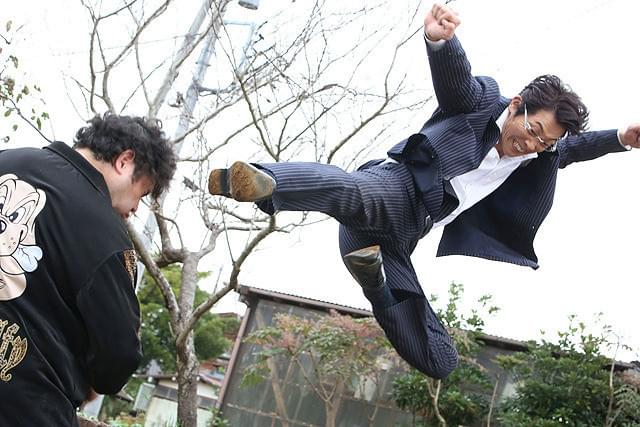 佐々木蔵之介が馬乗り、飛び蹴り…「破門」で見せる壮絶アクション