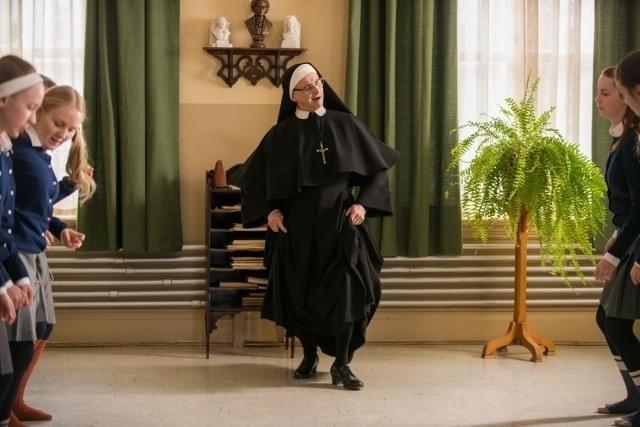 教師のはじけっぷりも見もの