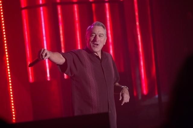 オスカー俳優の意外な特技？デ・ニーロ、「ダーティ・グランパ」でラップ披露！